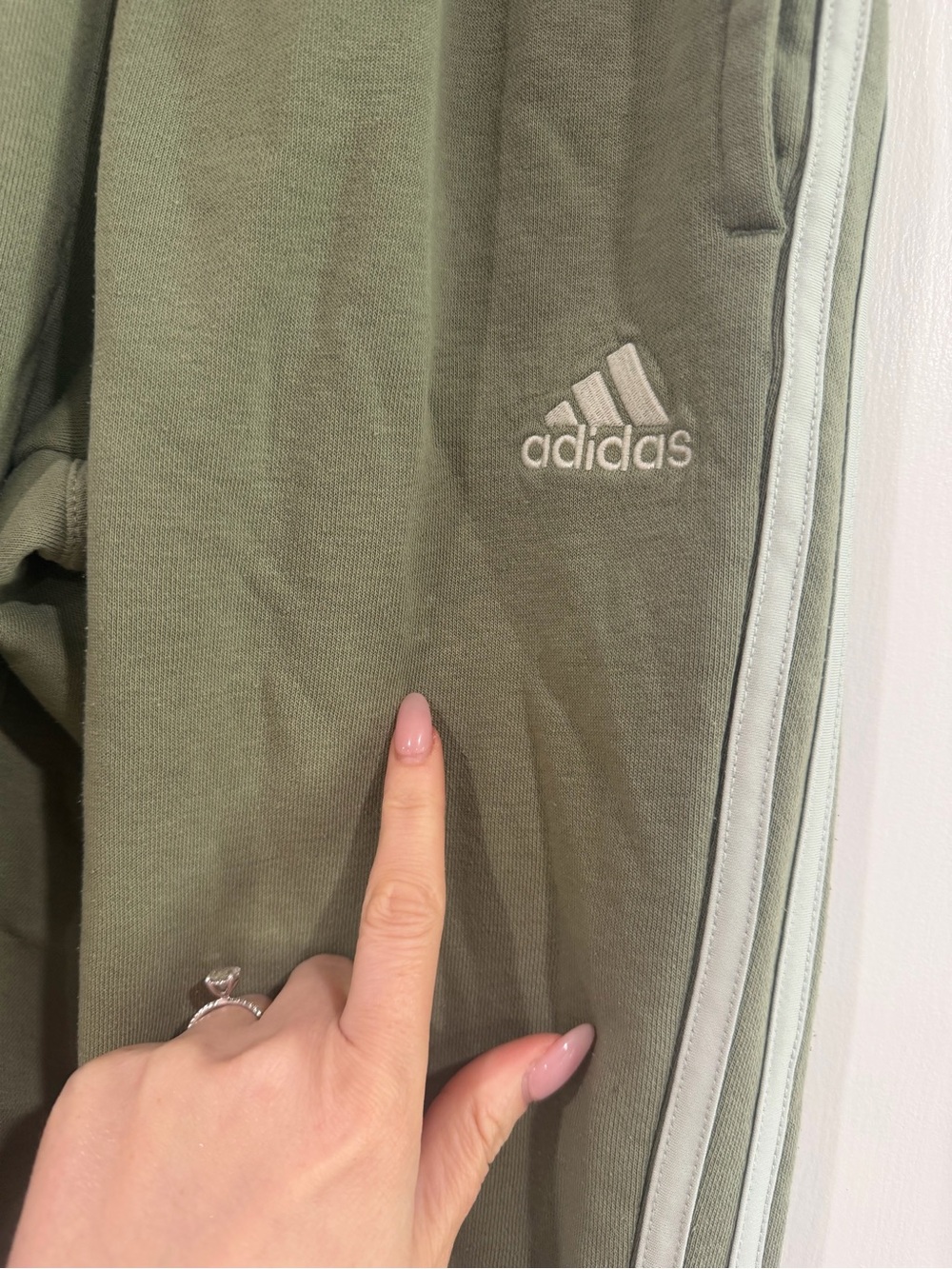 adidas Kids Olive Green Jogger Pants with White Three Stripes M - Picture 3 of 7